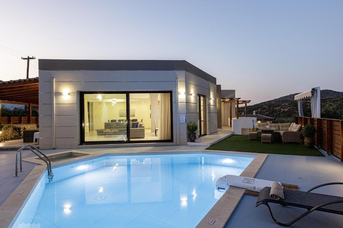Villa Chnaris - Private Pool&Sauna Perama  Esterno foto