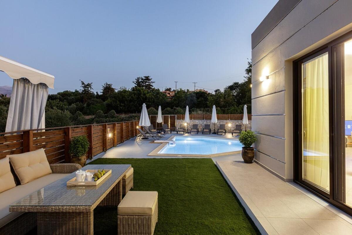 Villa Chnaris - Private Pool&Sauna Perama  Esterno foto